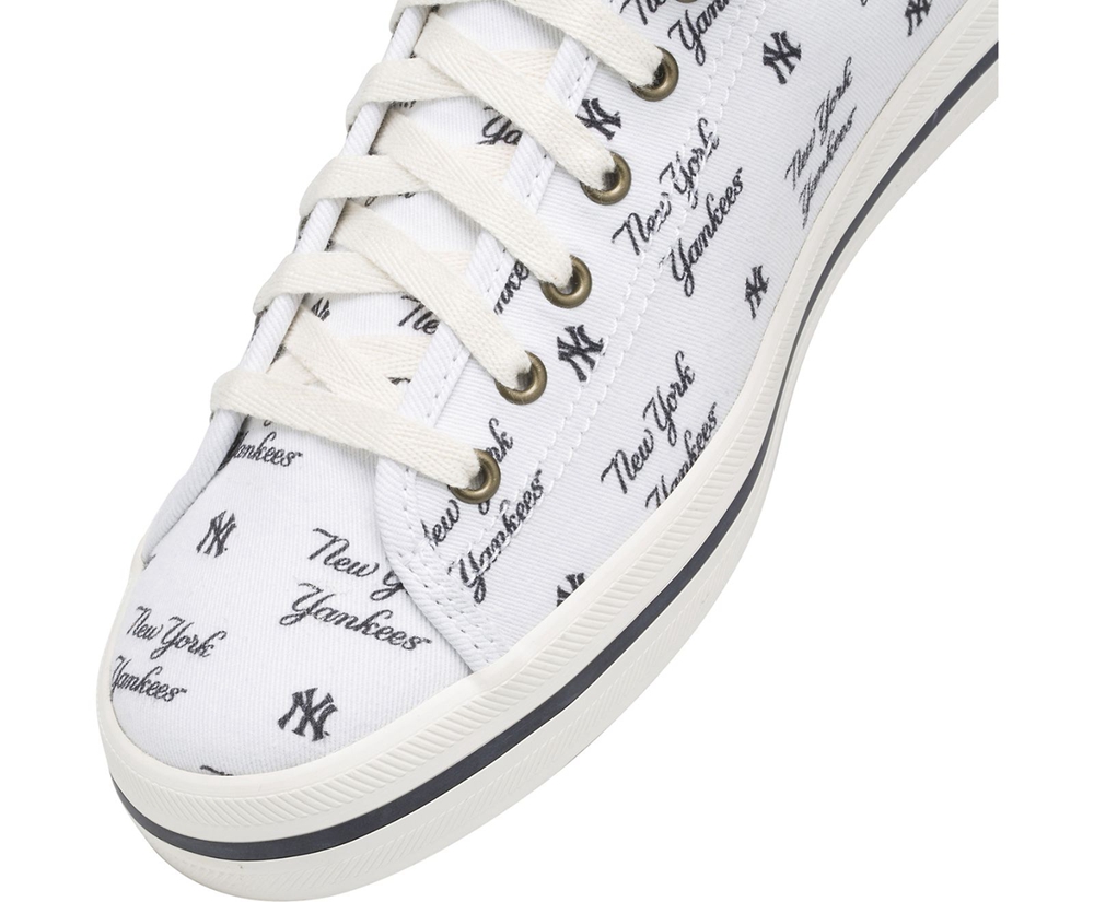 Womens Keds Sneakers - Kickstart MLB® - White - 7849-XZYUP